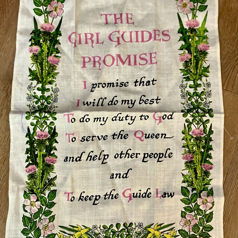 The Girl Guides Promise Printed Tea Towel Ulster Linen- Pink & Green